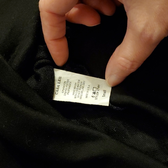 Small black dolman sweater - Picture 3 of 3